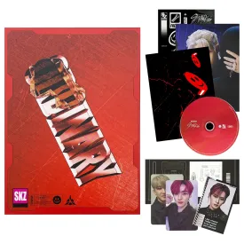 STRAY KIDS - Mini Album ODDINARY MASK OFF Ver. Package Box   Photobook R   Lyrics Paper   Photocards   ID Photocard   Mini Poster   Sticker   2 Pin Button Badges   1 Extra Photo Card